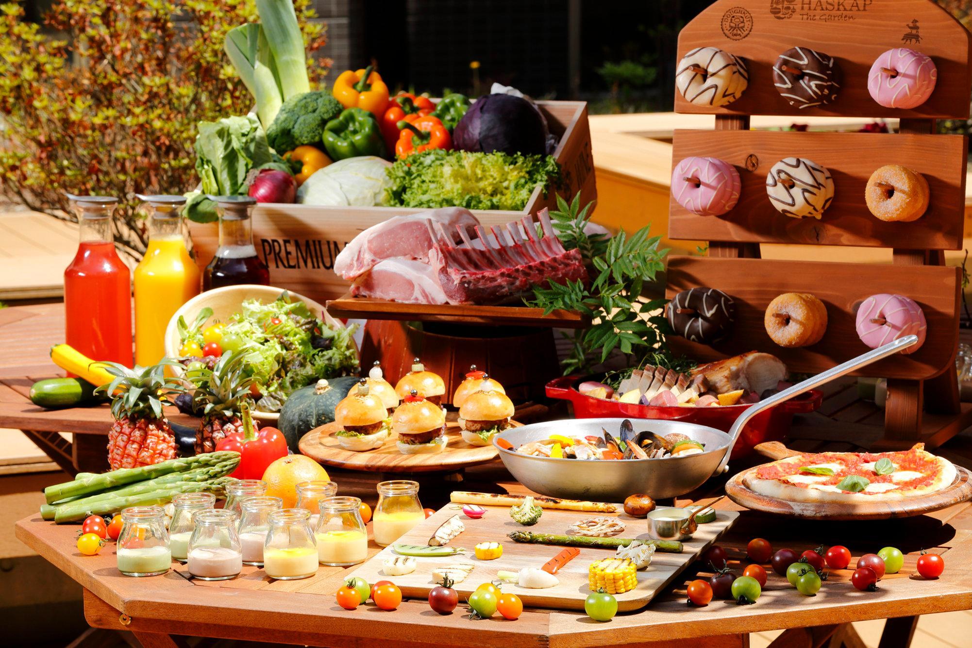 فندق آنا كراون بلازا شيتوس تشيتوسي المظهر الخارجي الصورة A buffet